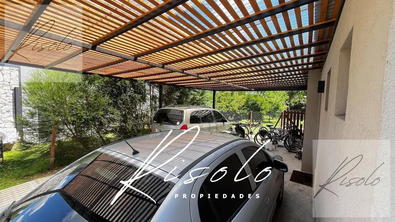 Casa en Venta, 4 dormitorios. Pileta. Amplia Cocina Independiente. Barrio Cerrado, Escobar 2