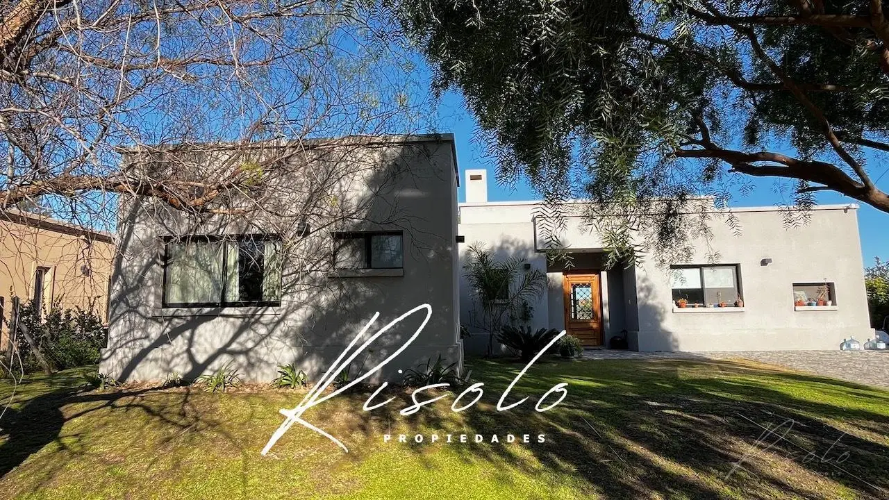 Casa en Venta. 3 dormitorios. Escritorio. Barrio Cerrado, Zona Norte, Escobar 2