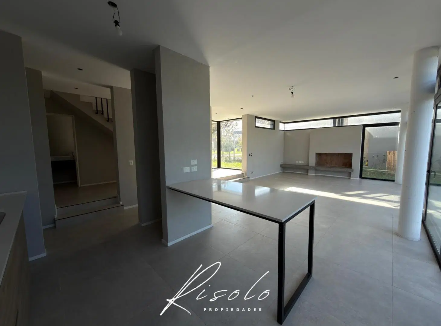 Casa en Venta, 3 dormitorios, playroom, dependencia. Aberturas PVC DVH, Barrio Cerrado, Escobar 5