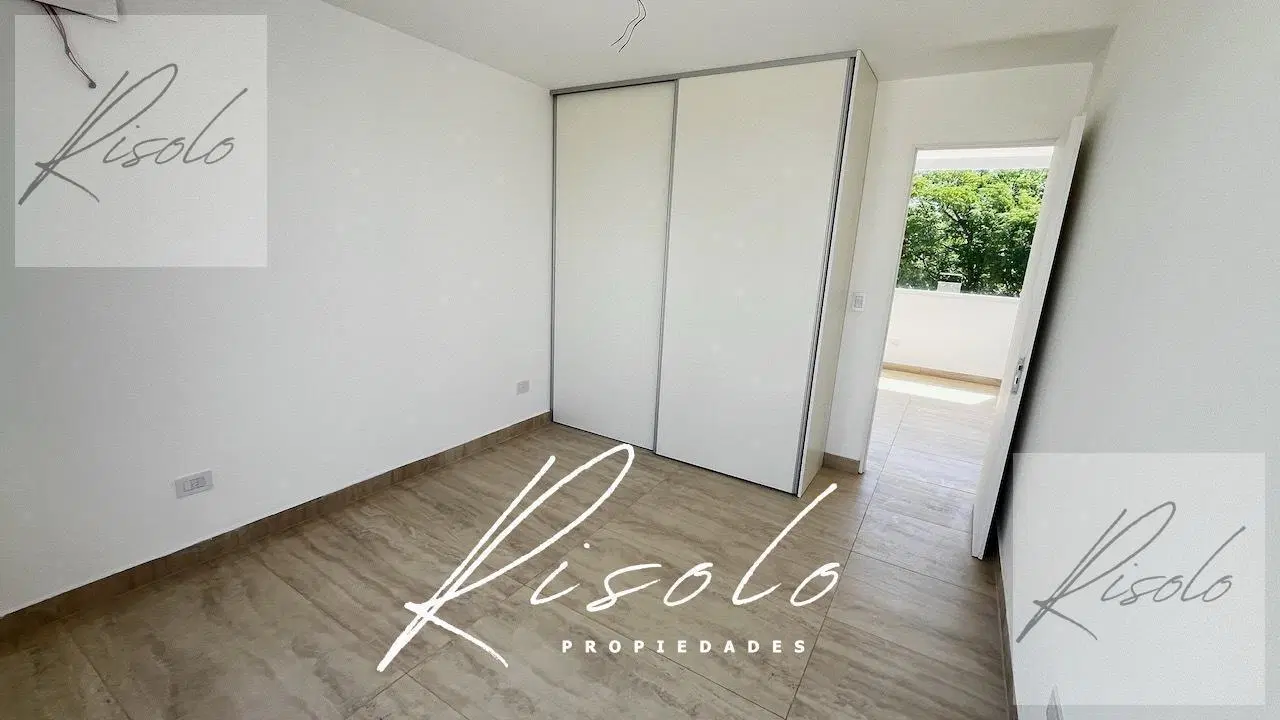 Casa en Venta, Laguna, 3 dormitorios, Dependencia. Pileta, Barrio Cerrado Zona Norte, Escobar 2