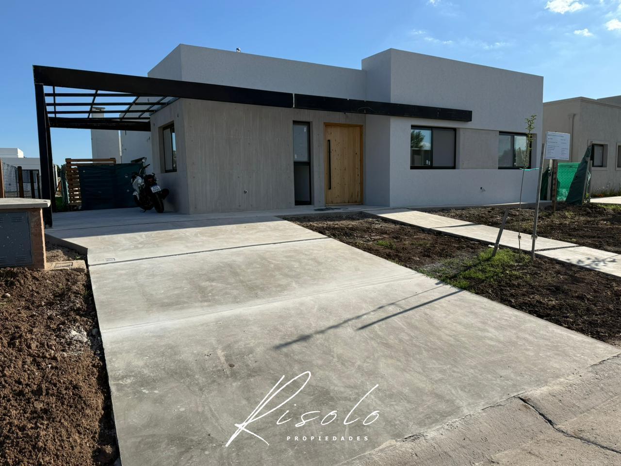 Foto de Casa en Venta en Santa Elisa, Pilar del Este. MUY BUENA CALIDAD. Barrio, imagen 5
