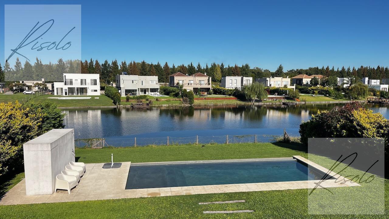 Foto de Casa en Venta. Laguna. 4 dormitorios. Pileta. Cocina. Parrilla, Barrio, imagen 4