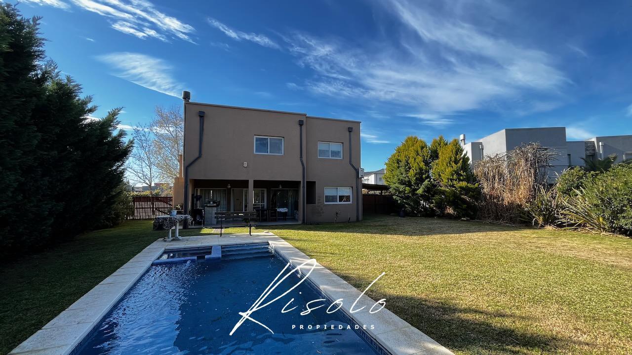 Foto de Casa en Venta, Pileta, 3 dormitorios, Pileta, Jacuzzi. Lote Interno, imagen 5