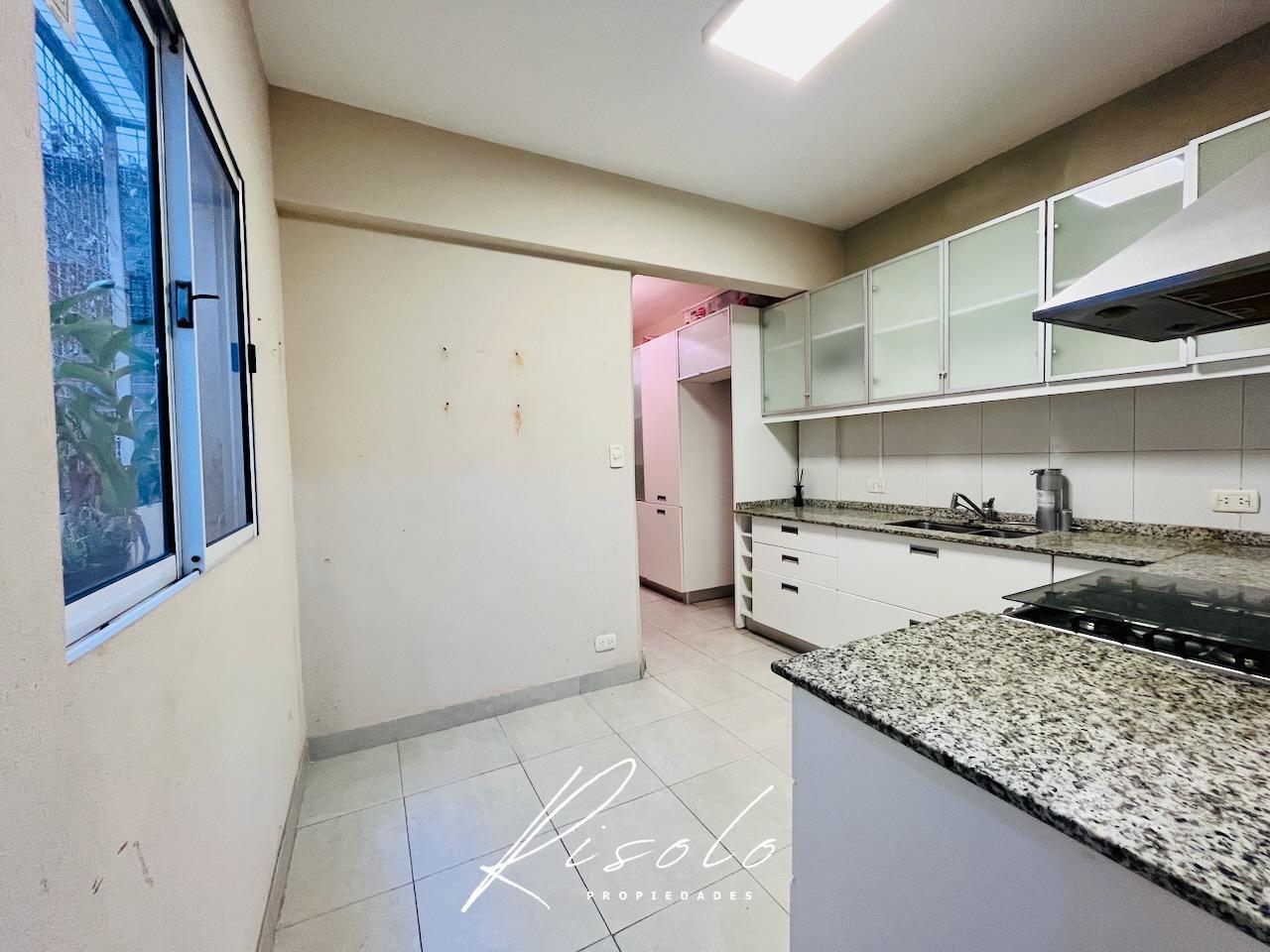 Foto de Departamento Venta, 4 ambientes, 3 dormitorios, 2 baños. Cocina, imagen 3