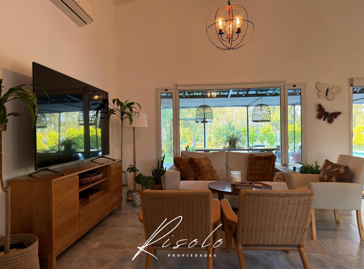 Foto de Casa en Venta, 3 ambientes, estudio, pileta, parrilla, Barrio Cerrado, imagen 2