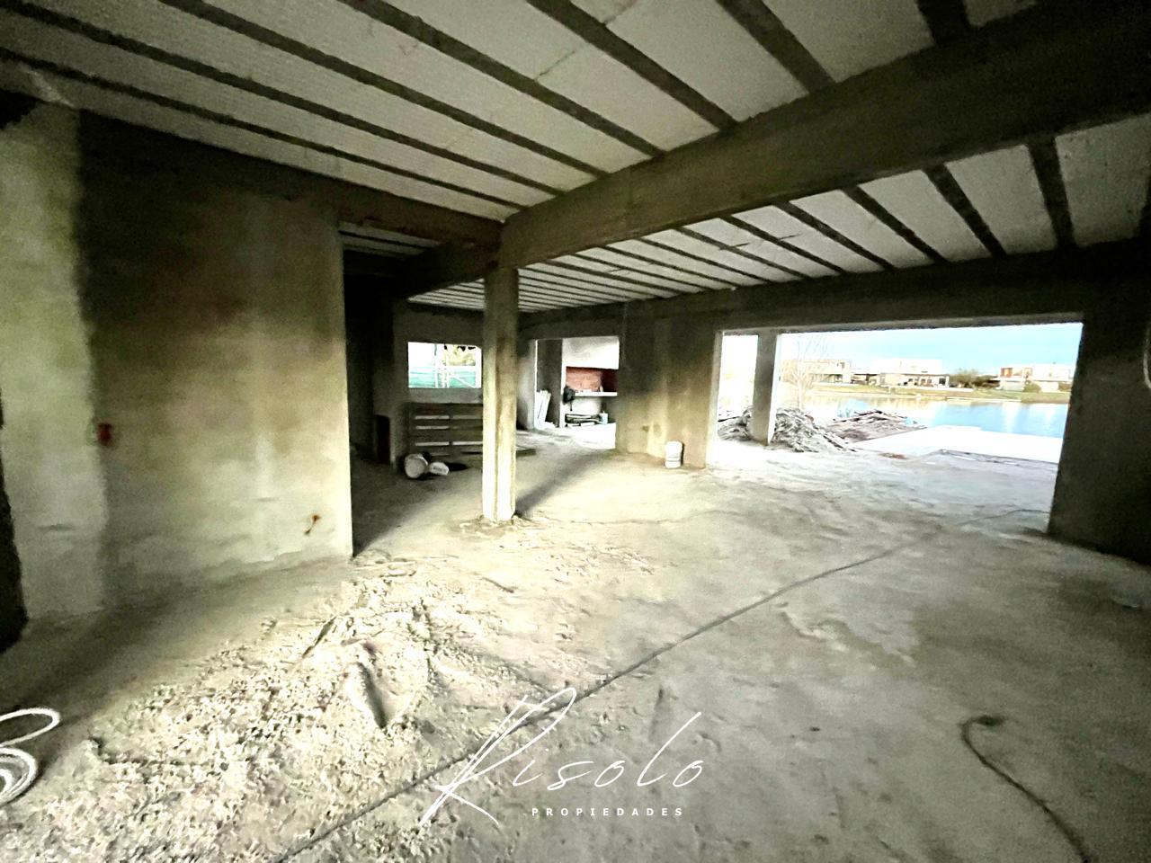 Foto de Casa en Venta con lote a la Laguna. 3 dormitorios, Pileta. Barrio, imagen 5