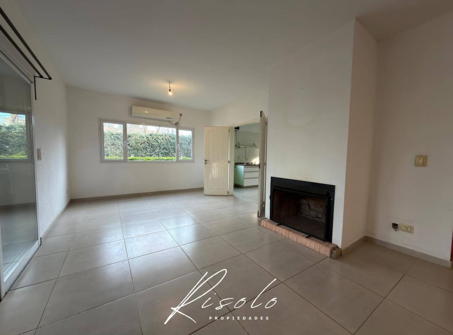 Foto de Casa en Venta. 3 dormitorios. Pergola, Parrilla. Oportunidad! Barrio, imagen 5