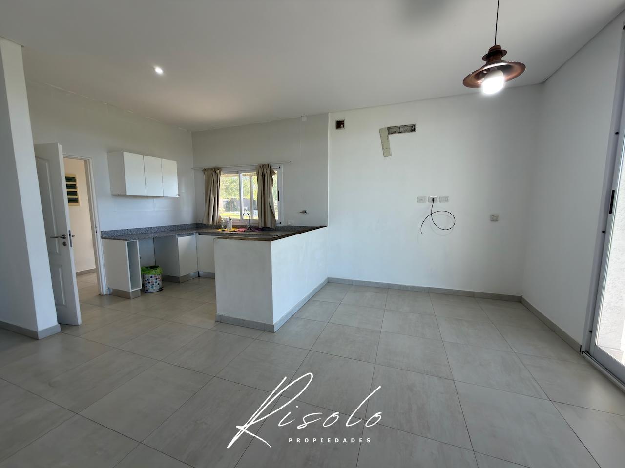 Foto de Casa en Alquiler, 3 dormitorios. Amplia cocina y comedor diario, imagen 1