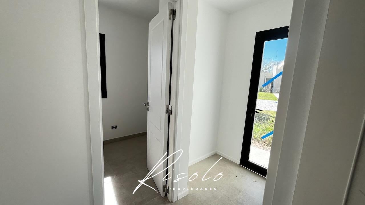 Foto de Casa en Venta, 3 dormitorios, Pileta. Premium. Barrio Cerrado, Escobar, imagen 3