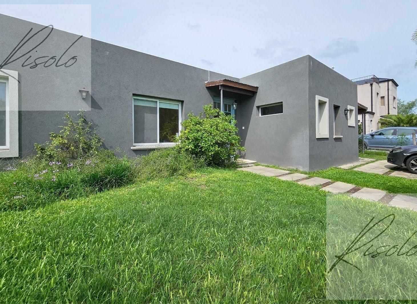 Foto de Casa en Venta. Pileta, 3 dormitorios, Escritorio. Horno a leña. Doble, imagen 2