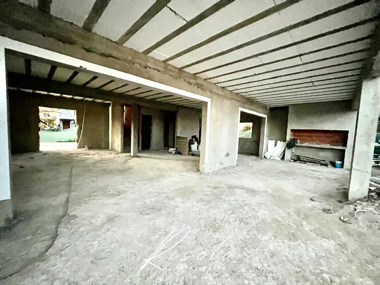 Foto de Casa en Venta con lote a la Laguna. 3 dormitorios, Pileta. Barrio, imagen 5