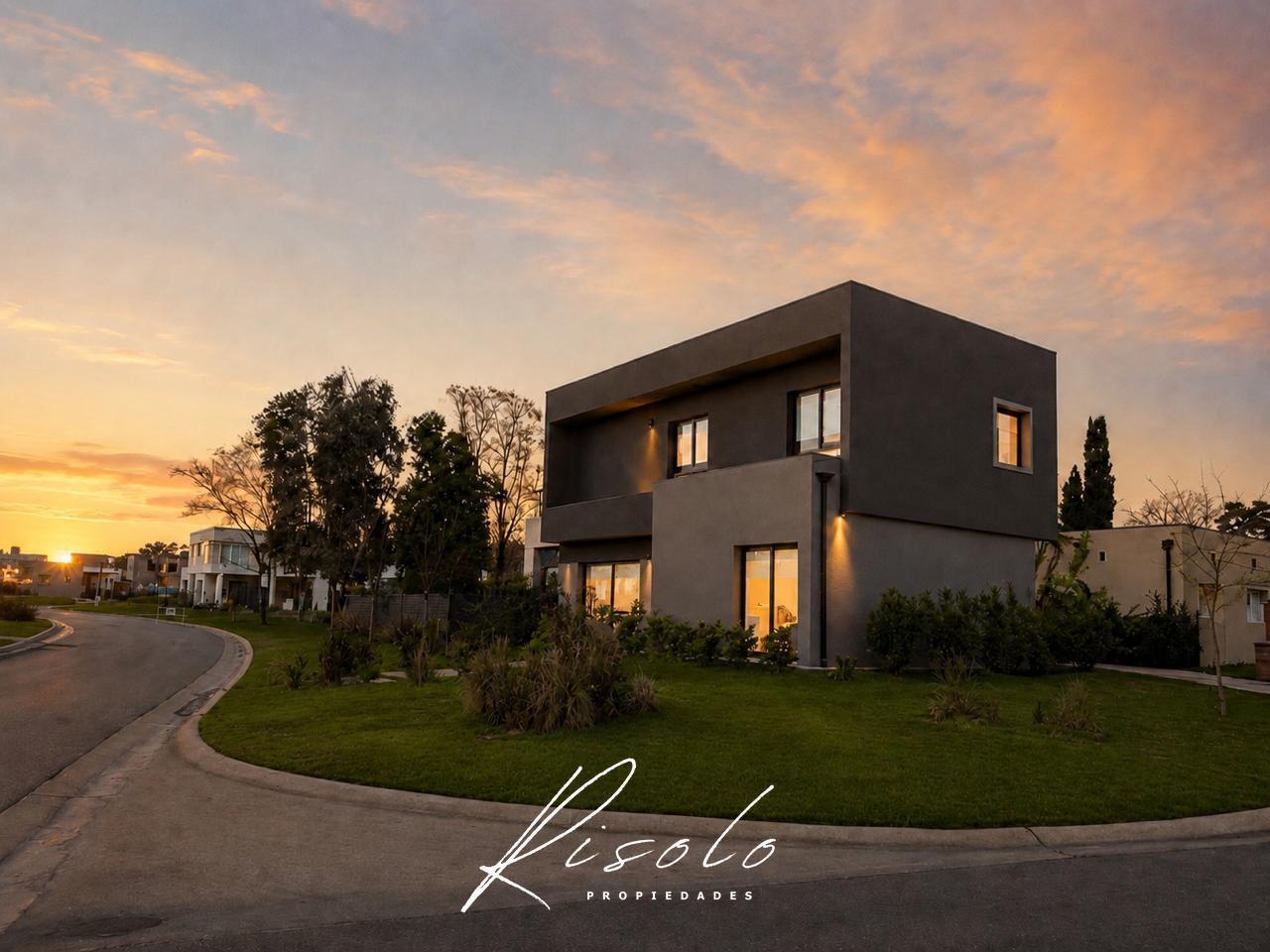 Foto de Santa Lucía - Pilar del Este - Casa moderna con jardín, pileta y terraza, imagen 3