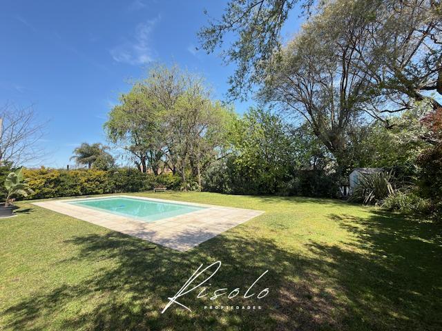 Foto de VENTA, CASA AMOBLADA EN UNA PLANTA, 3 DORMITORIOS, Pileta, Gran Parque, imagen 2