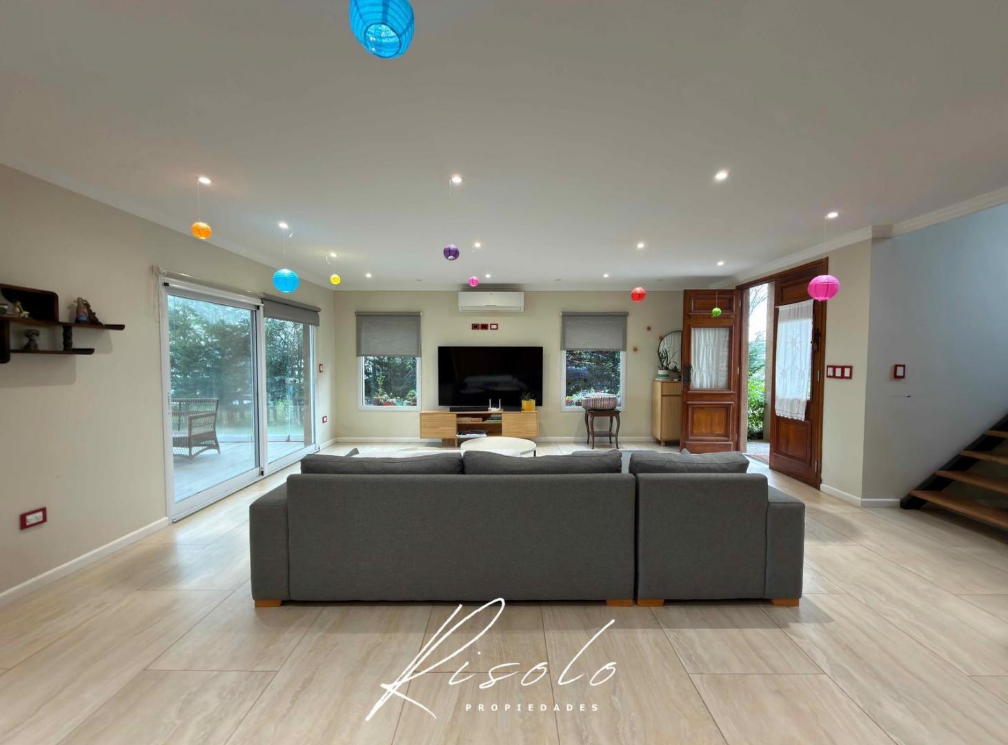 Foto de Casa en Venta y/o Alquiler, en Barrio Cerrado, Pileta. 3 dormitorios, imagen 3