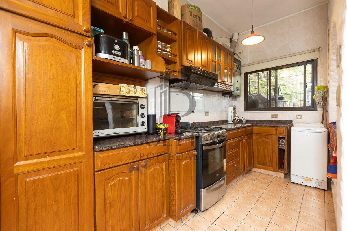 Foto de VENTA 2 AMBIENTES AL FRENTE CON BALCÓN CORRIDO – VILLA URQUIZA, imagen 4