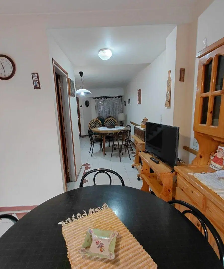 Departamento de 70 m² con 4 dormitorios en venta en Costa Azul 3 cuadras del mar 2