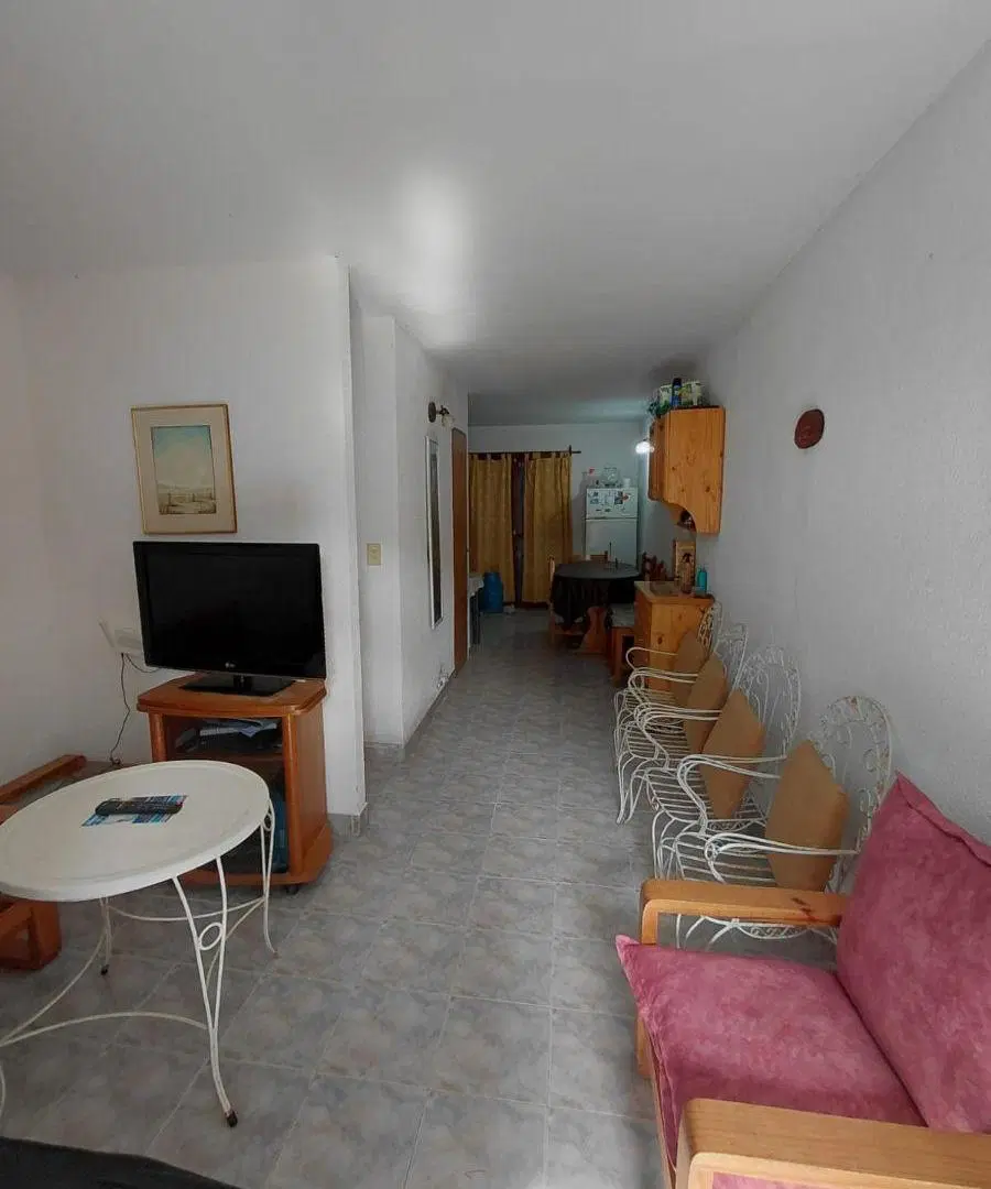COSTA AZUL: VENTA DUPLEX 4 AMBIENTES A 3 CUADRAS DEL MAR ENT INDEPENDIENTE FONDO PARRILLA 2