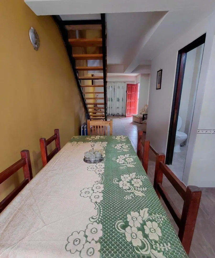DUPLEX: COSTA AZUL VENTA 2 CUADRAS DEL MAR PRIMER PISO PATIO Y PARRILLA GAS ENVASADO 1