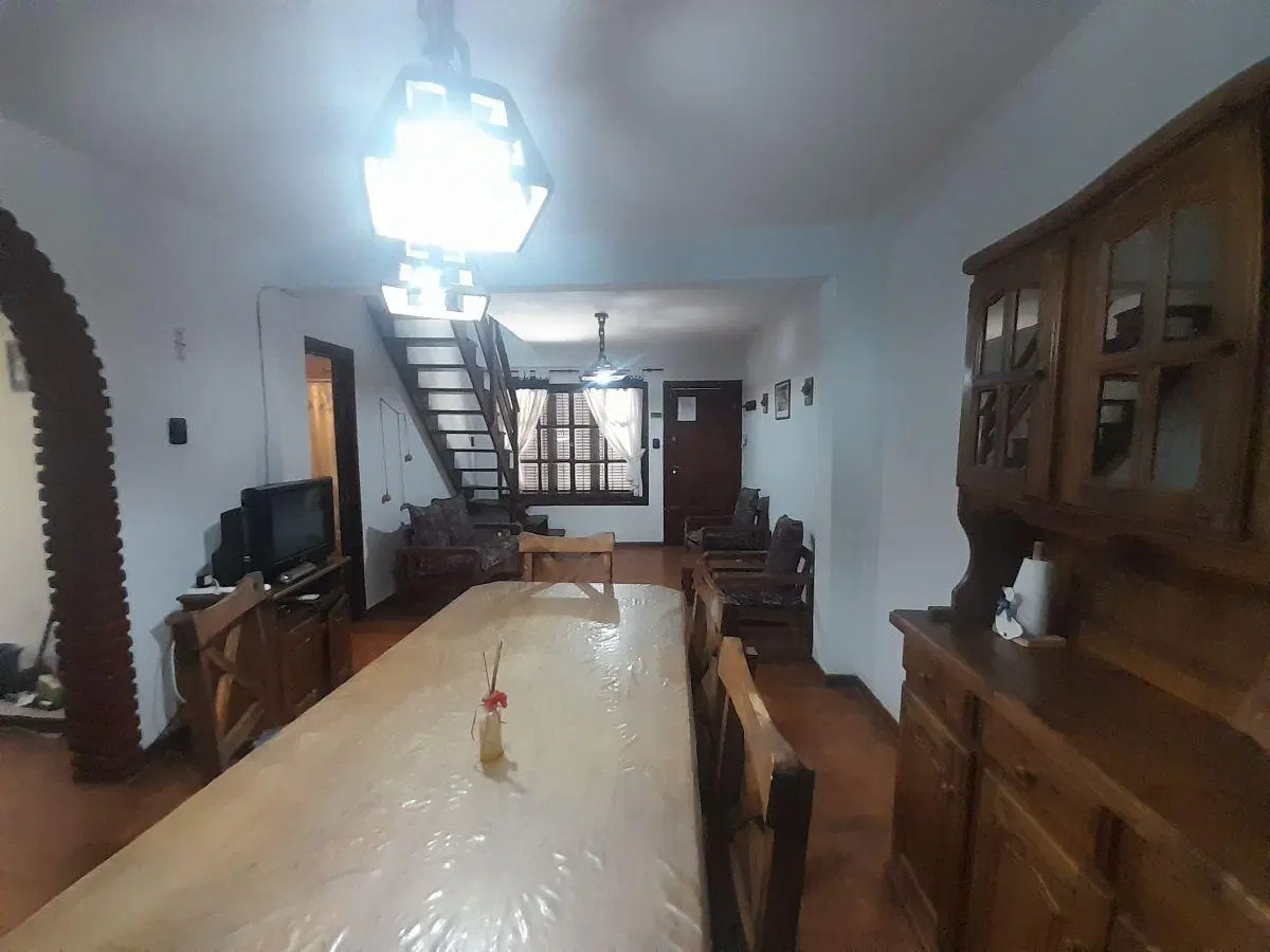 VENTA COSTA AZUL DUPLEX 3 AMBIENTES ENTRADA DE COCHE PATIO PARRILLA A PASITOS DEL MAR 5