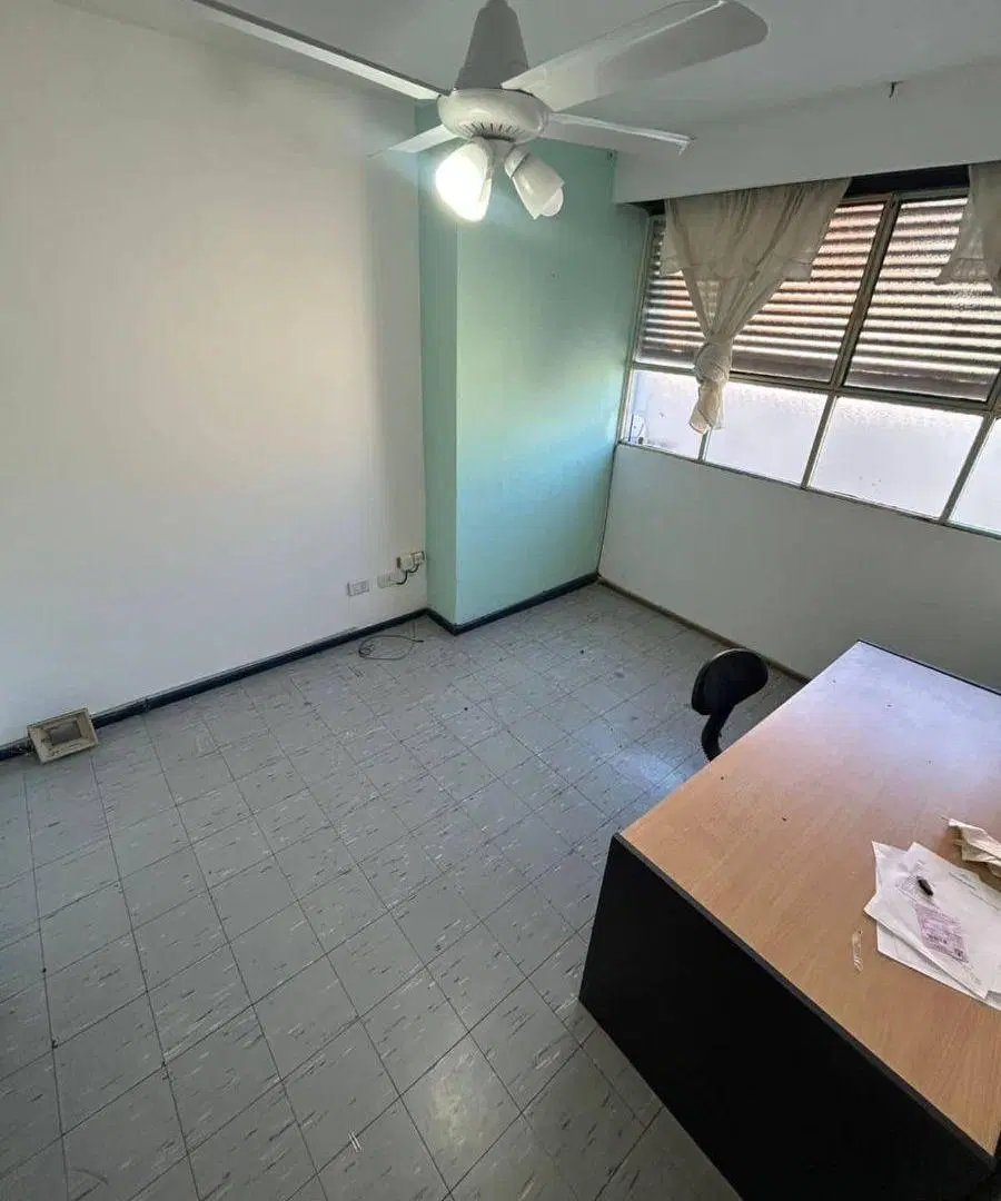 OFICINA CENTRICA 1