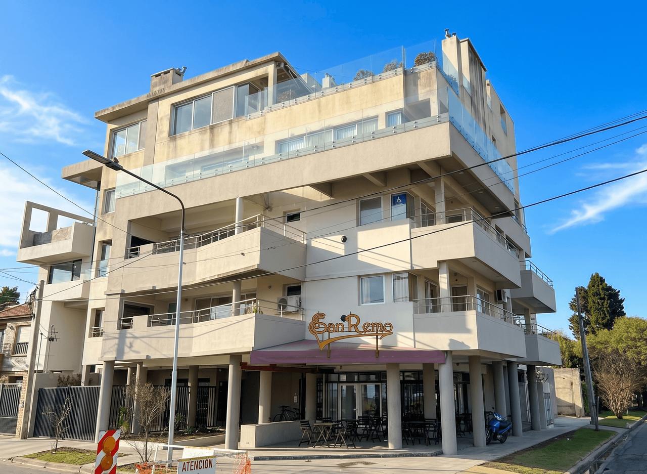 DEPARTAMENTO EXCLUSIVO FRENTE AL RIOS