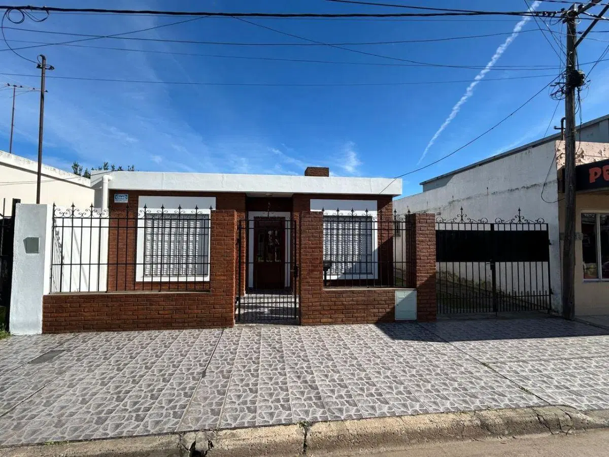 CASA DOS HABITACIONES CON COCHERA 2