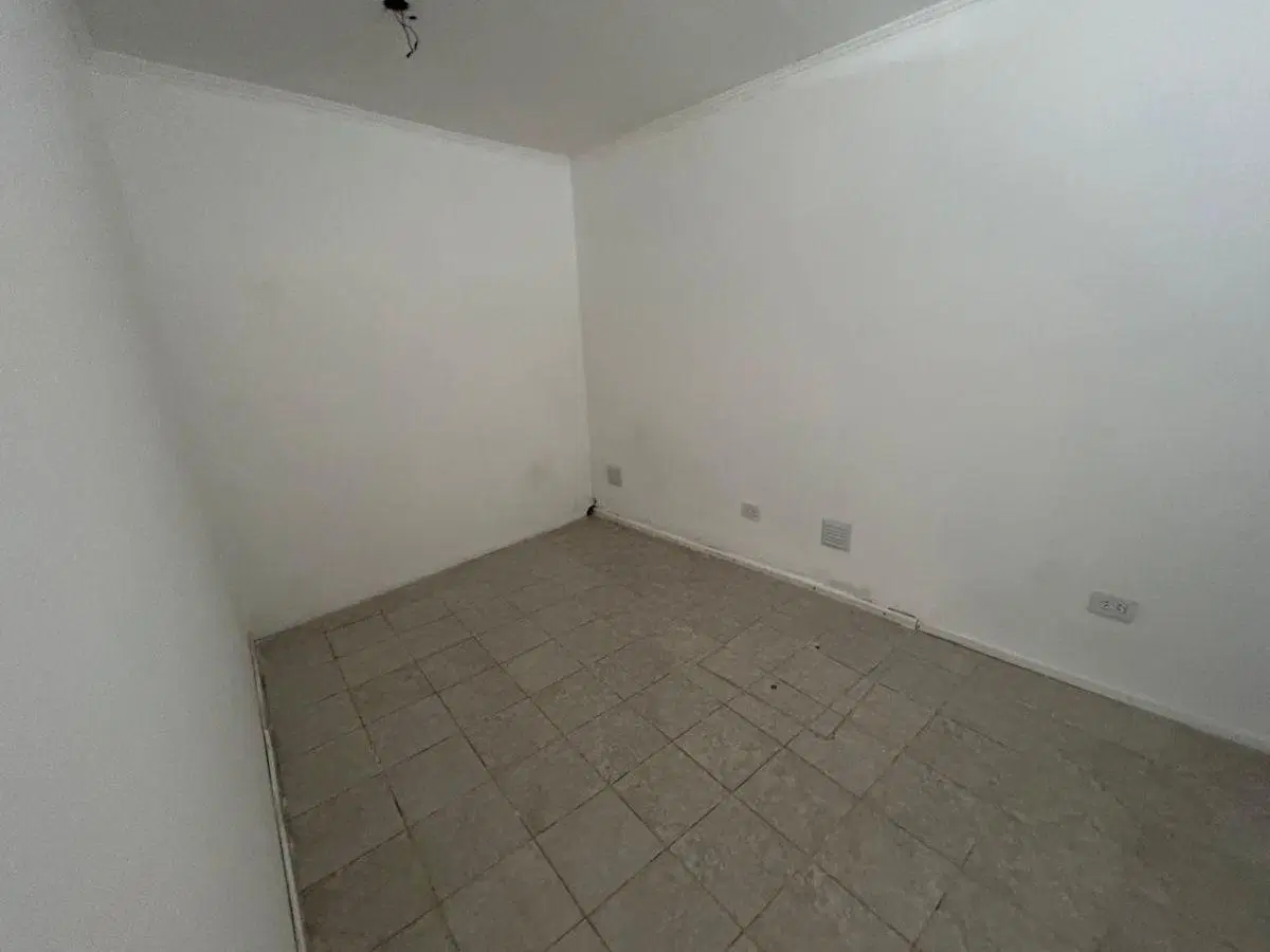 LOCAL COMERCIAL SAN LORENZO 3