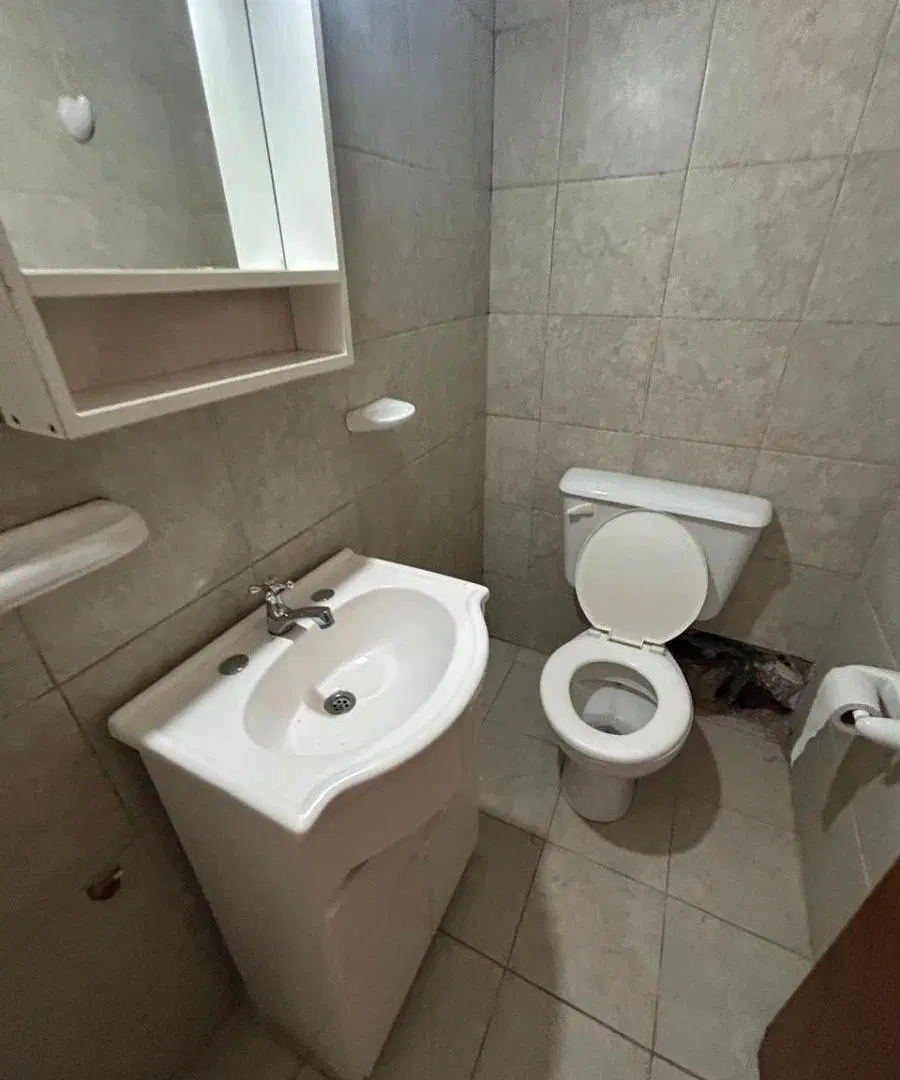 LOCAL COMERCIAL SAN LORENZO 4