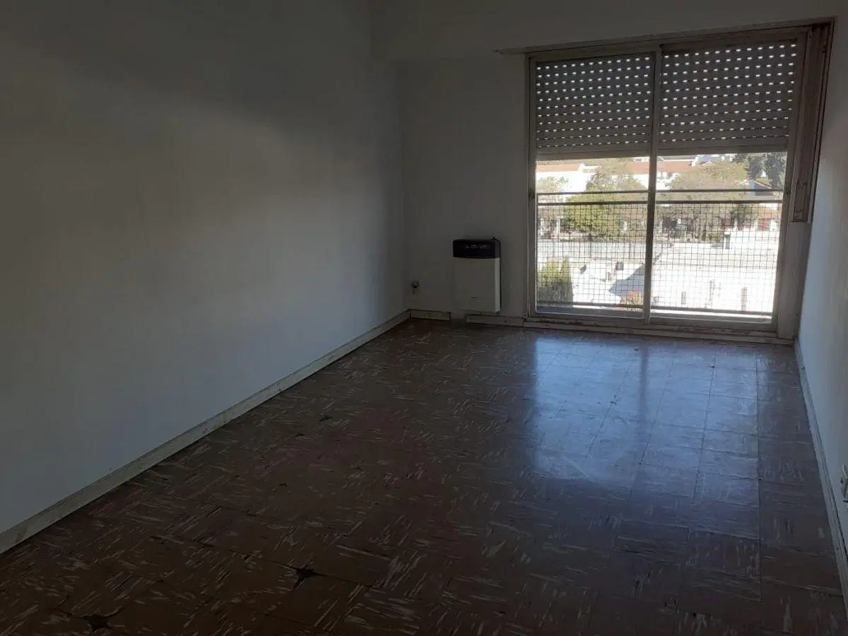DEPARTAMENTO CENTRICO DOS HABITACIONES 8