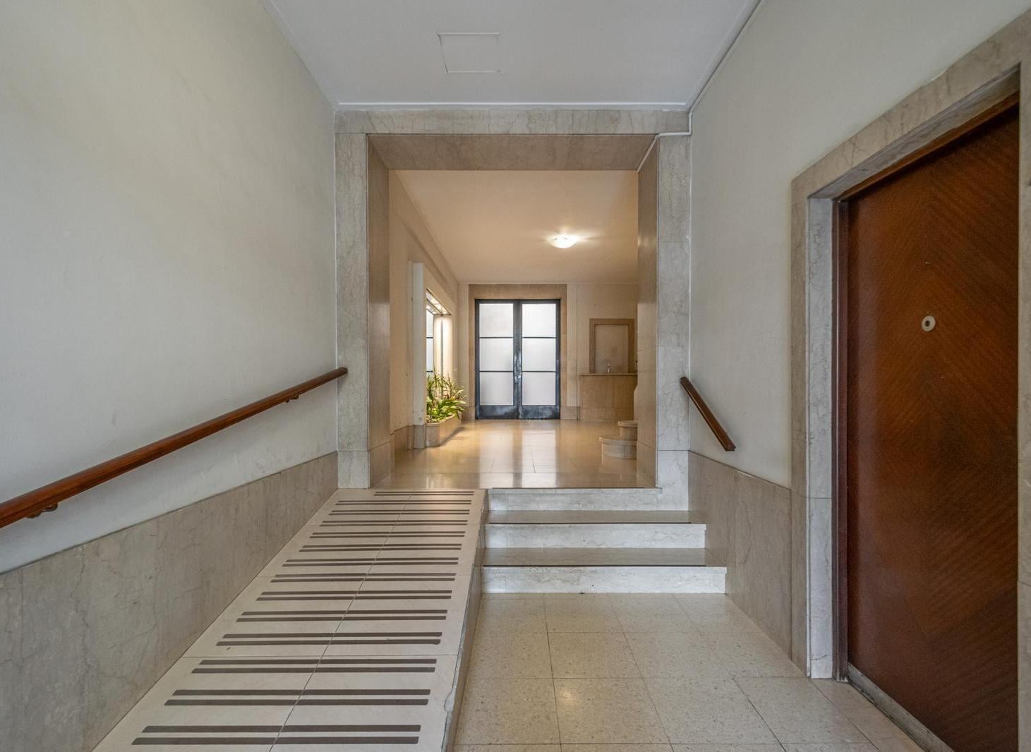 Foto de VENTA DEPARTAMENTO 4 AMBIENTES - CABALLITO -APTO CREDITO, imagen 4