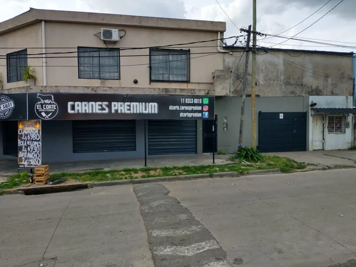 LOCALES EN VENTA CON VIVIENDA EN P. ALTA, EN LUIS GUILLON. MÁS GALPÓN!!! 3