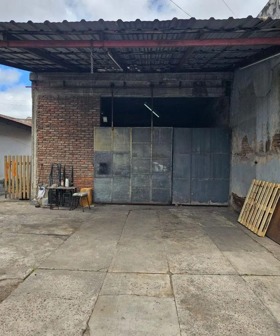 Bodega-Galpón con 80 m2 construidos en venta, Lanús Este 4