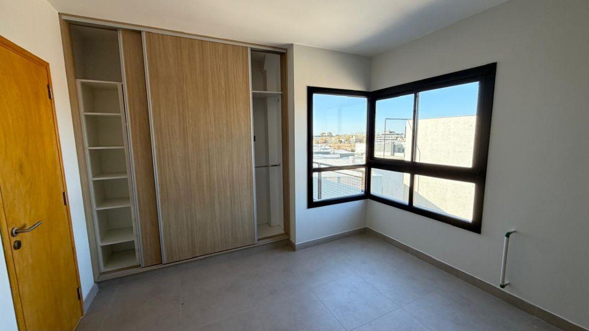 Foto de Departamento de 68 m² con 1 dormitorio en venta en Luján de Cuyo, imagen 1