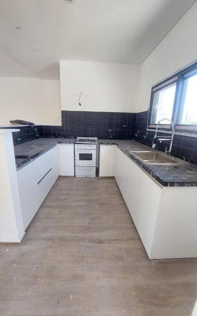 VENTA CASA A ESTRENAR LA VICTORIA POLO COUNTRY CLUB 5 AMBIENTES , PILETA 2