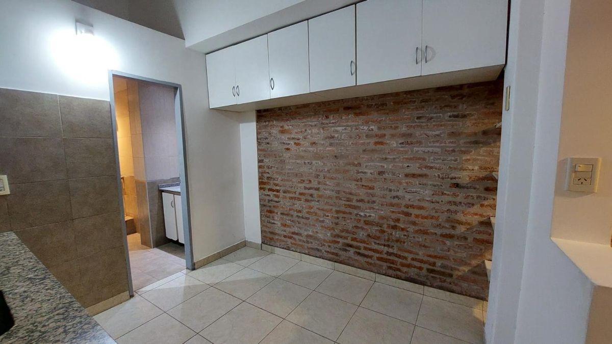ALQUILER DEPARTAMENTO 2 AMBIENTES BERNAL