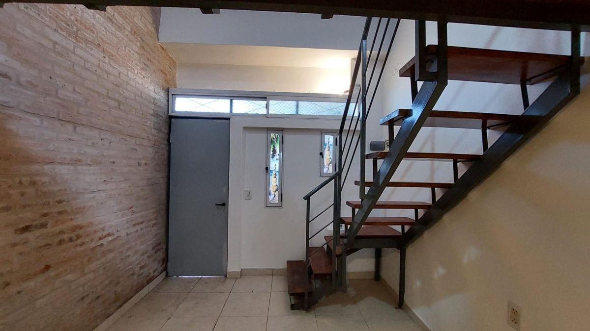Foto de ALQUILER DEPARTAMENTO 2 AMBIENTES BERNAL, imagen 2