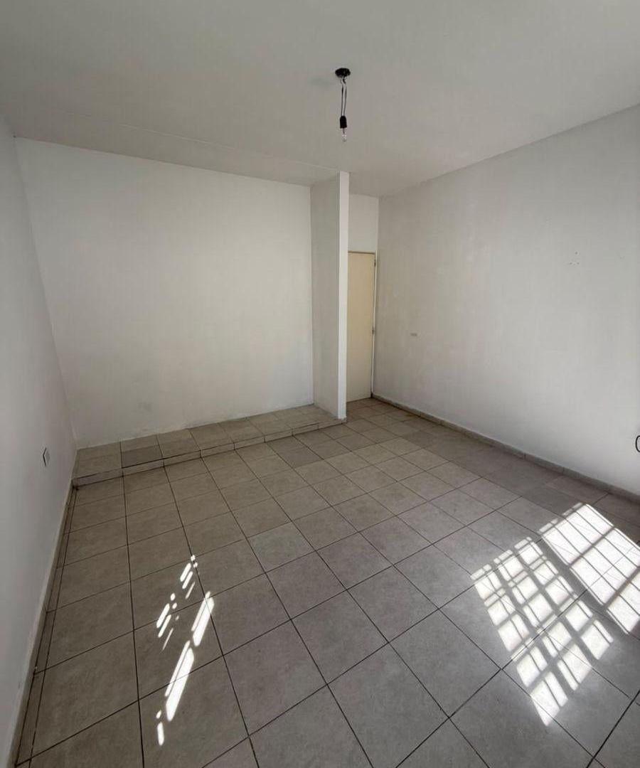 Foto de ALQUILER DEPARTAMENTO 2 AMBIENTES CON PATIO QUILMES ESTE, imagen 5