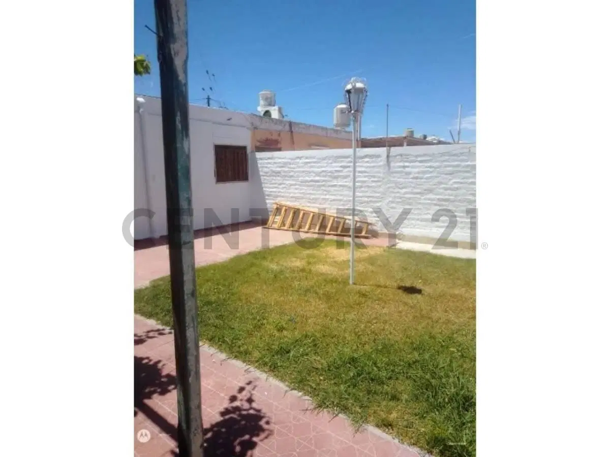 Oportunidad, casa ampliada en Barrio Jardín Policial 3