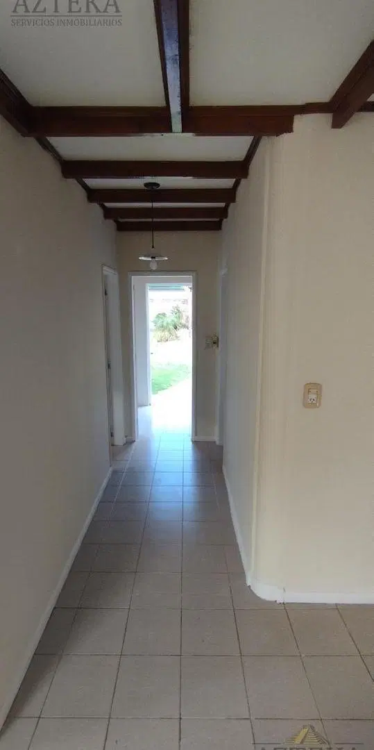 Casa en Barrio Malvinas Argentinas 4