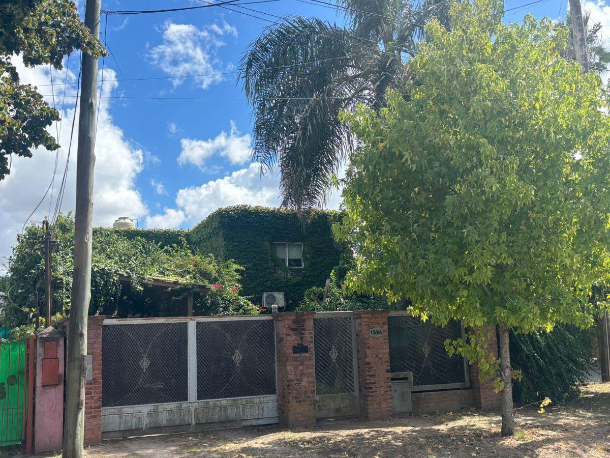 Hermosa Propiedad en buena zona de Luis Guillon en Esquina