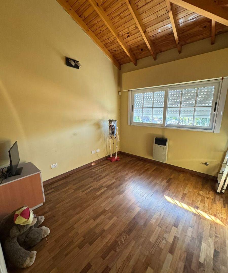 Foto de Hermoso Chalet a la "VENTA" en Monte Grande Prov. Bs. As. ( NO ALQUILER, imagen 3