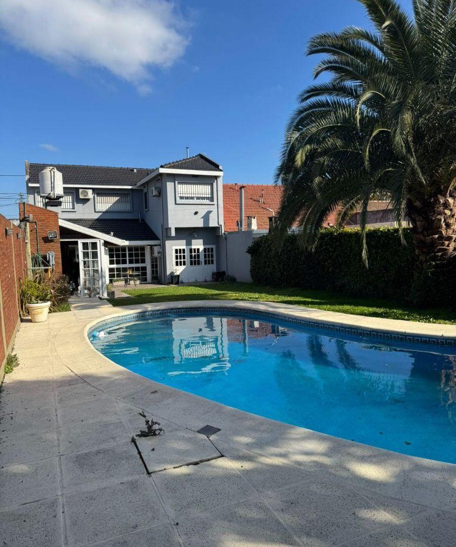 Foto de Hermoso Chalet a la "VENTA" en Monte Grande Prov. Bs. As. ( NO ALQUILER, imagen 4