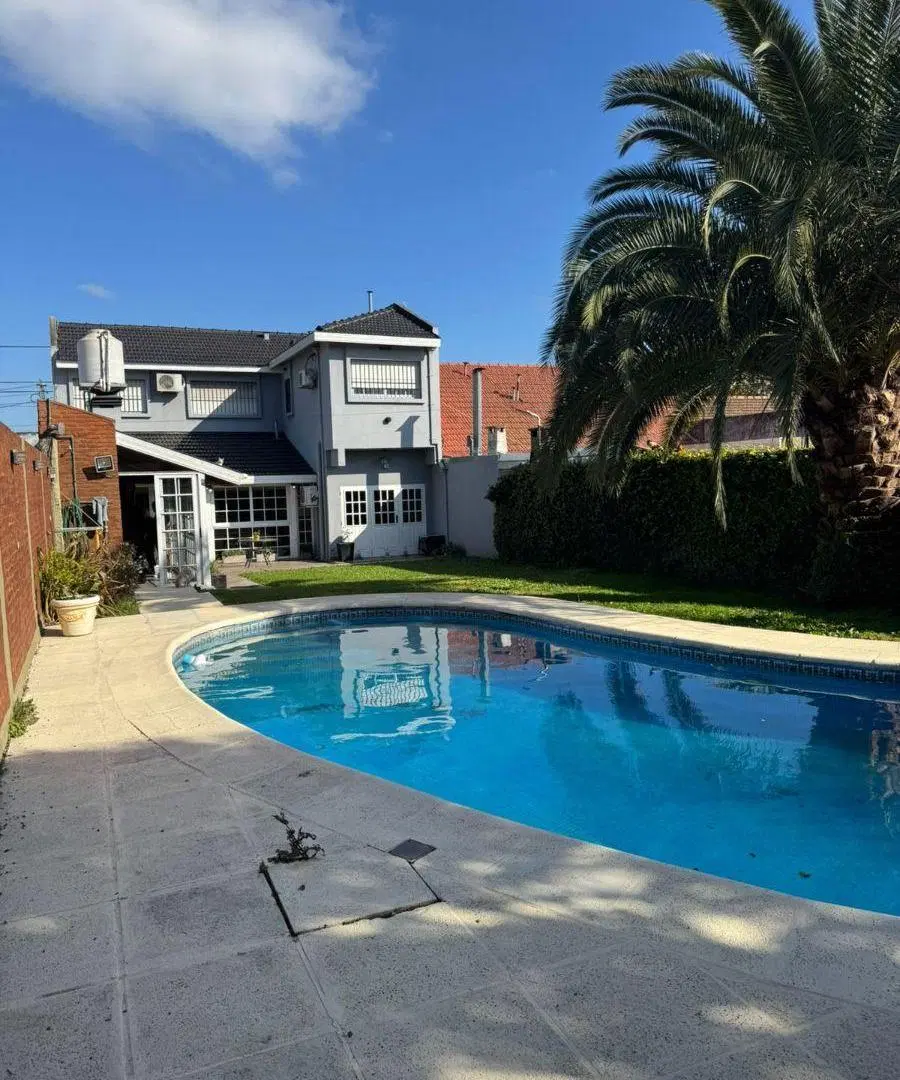 Hermoso Chalet a la VENTA en Monte Grande Prov. Bs. As. 4