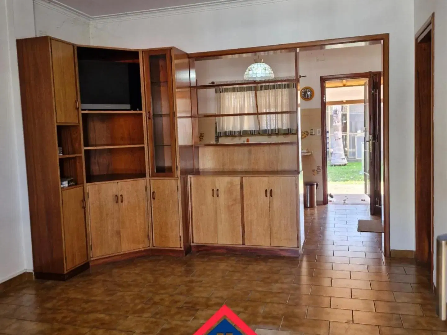 ALQUILER : Hermoso Chalet en Monte Grande 1