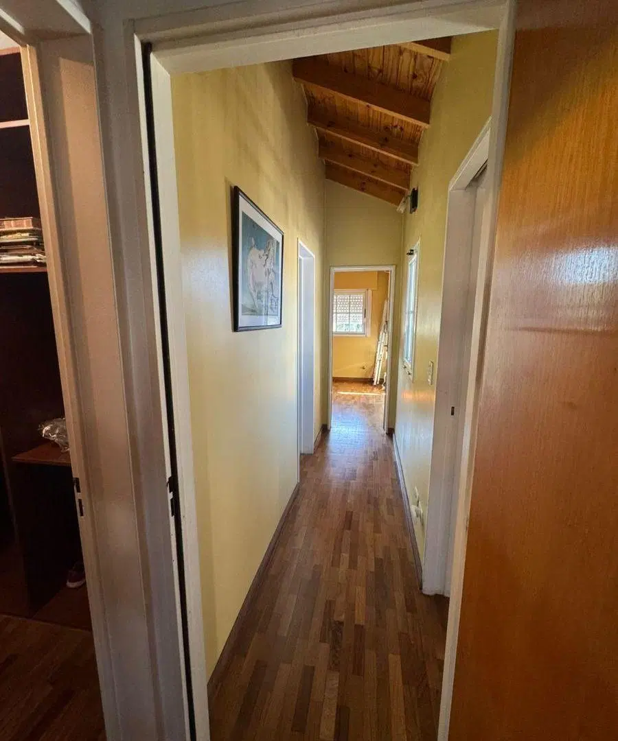 Hermoso Chalet a La "Venta" en Monte Grande Prov. Bs. As. 2