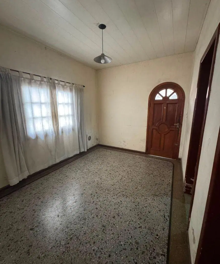 VENTA DE CASA EN EXCELENTE ZONA DE MONTE GRANDE 1