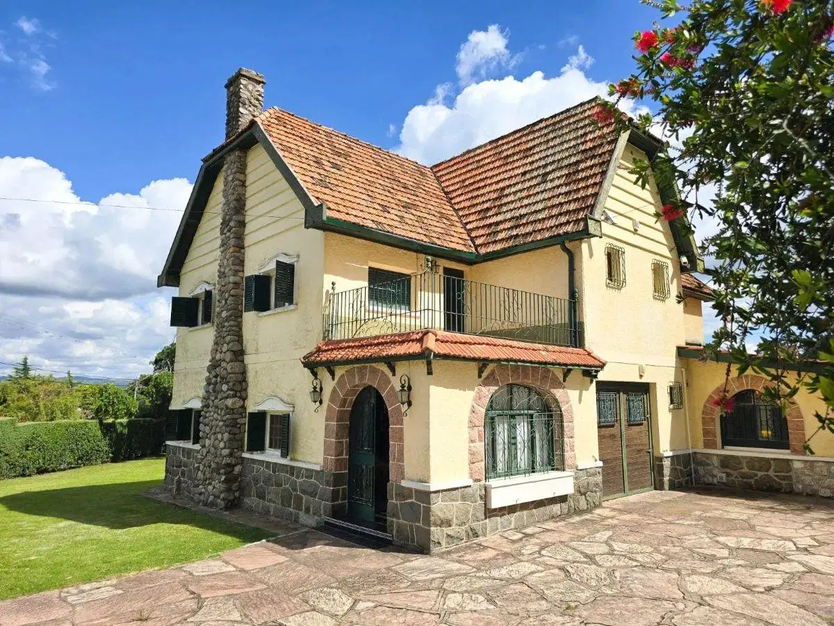 HERMOSA CASONA ESTILO EUROPEO EN LAS SIERRAS DE CORDOBA 3