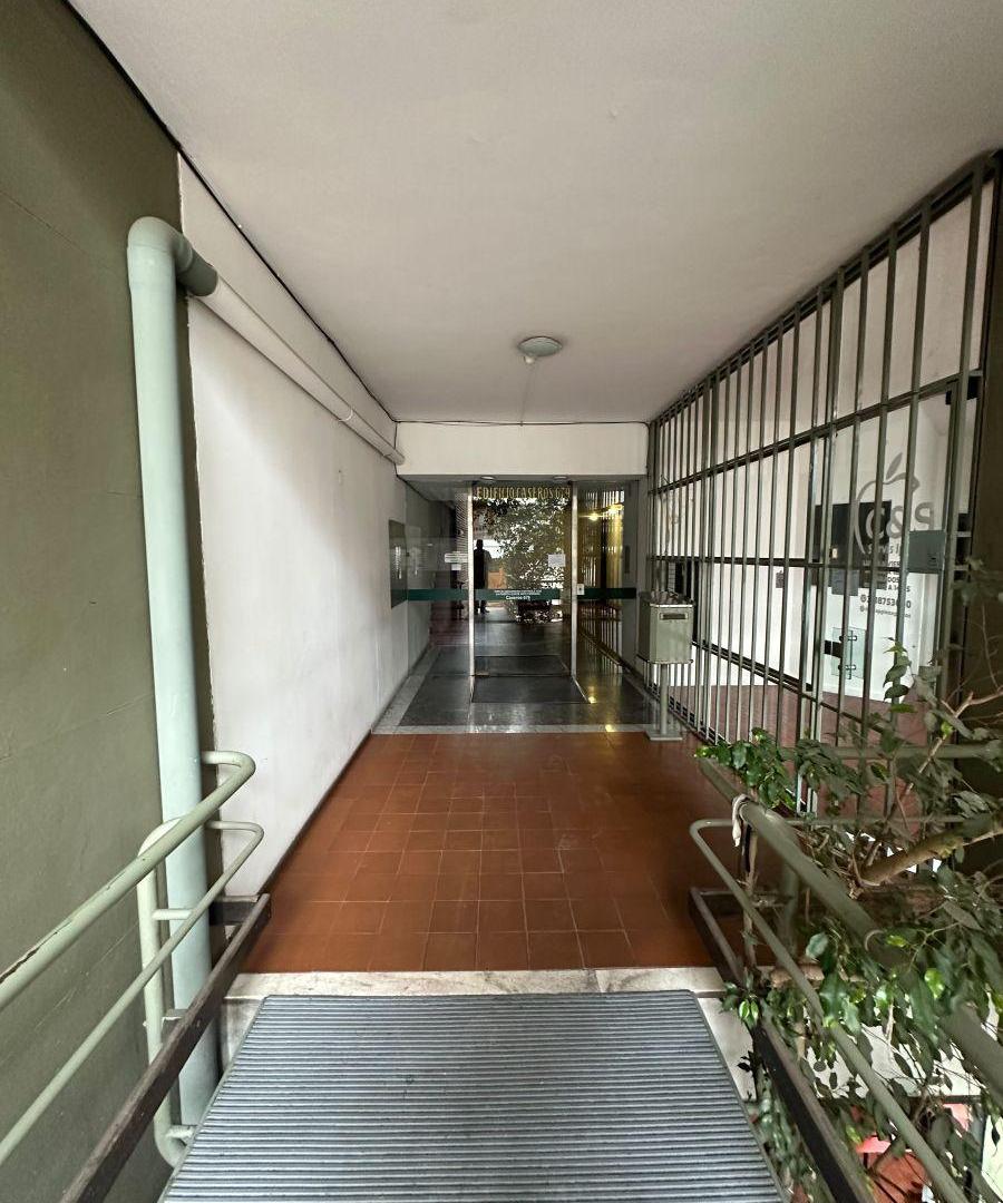 Foto de Departamento de 70 m² con 2 dormitorios en alquiler en Centro Zona, imagen 1
