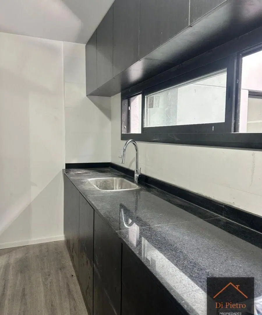 Venta departamento 4 ambientes en Devoto, a estrenar. 5