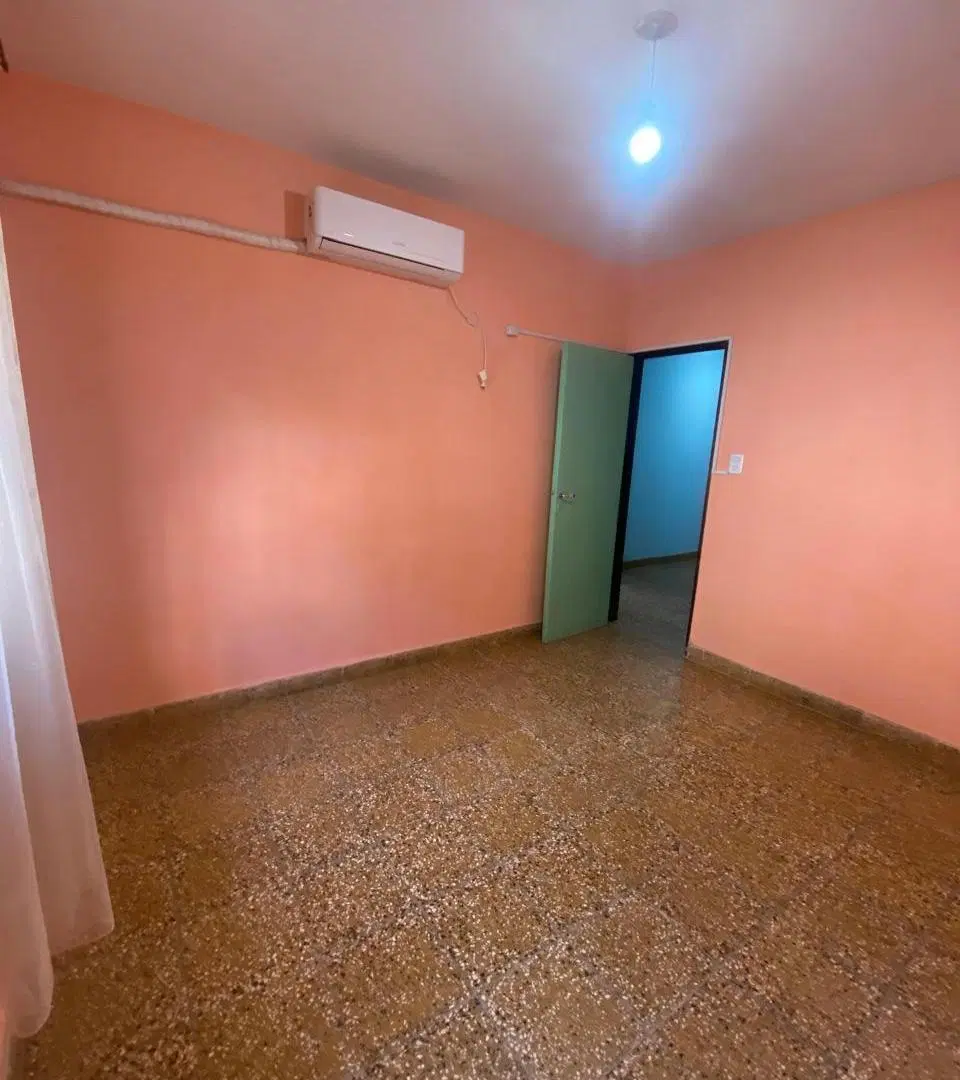 Casa mas Departamento en Venta Barrio California 3